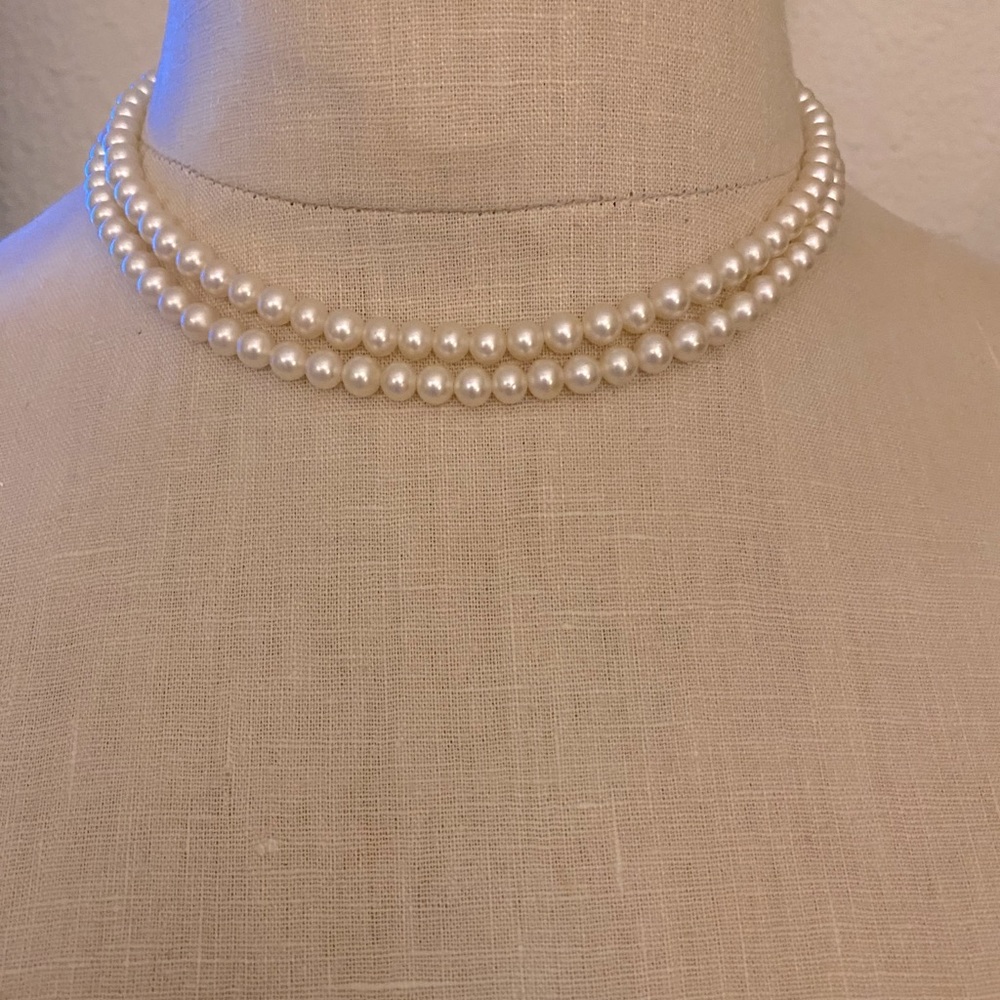 Pearl fashion necklace